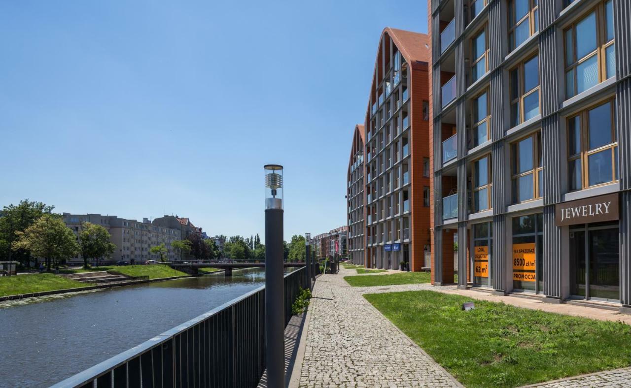 Unique Motlawa Riverbank Apartment Danzig Exterior foto